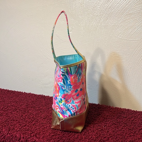Like new Lily Pulitzer wine bag - Picture 2 of 11